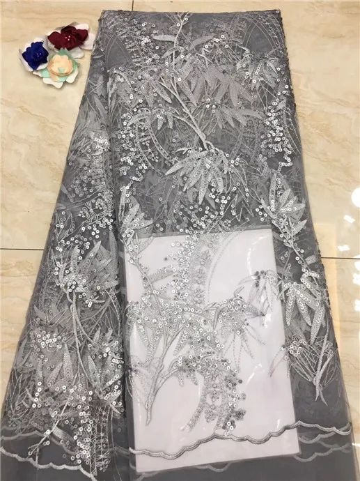

Latest African Tull Lace Fabrics High Quality Lace 2019 Nigerian French Net Lace Fabric with Sequins For Women Dress