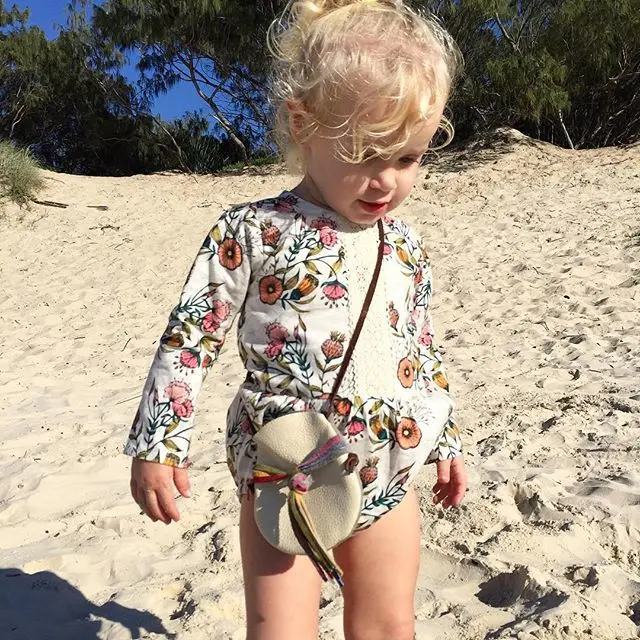 2017 Newborn fashion cute girls floral print long sleeve bodysuits