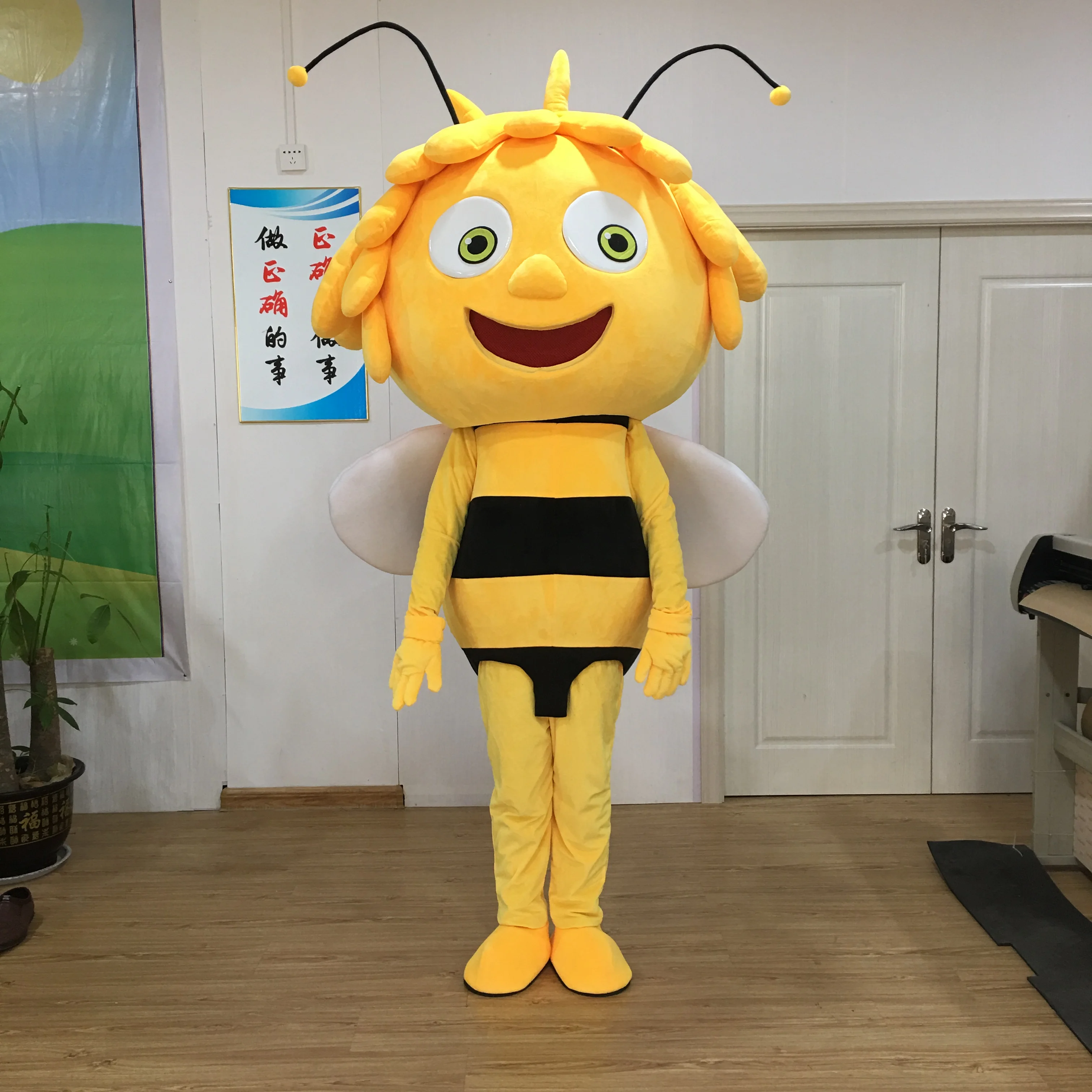 

character Maya bee mascot costume hot sale all kinds of bee costumes Christmas Party Suit costume mascotte adulte fancy gifts