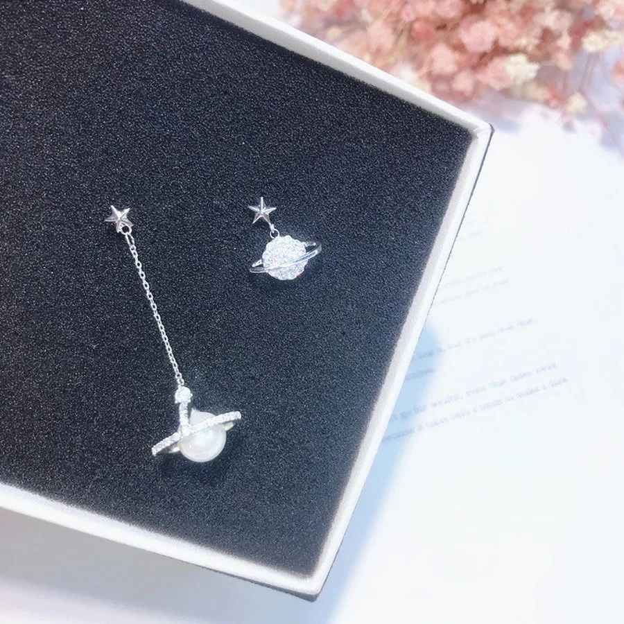 

New Korean Sweet girl Simple and stylish drop Earrings 925 Asymmetric Pearl Stud Earrings Women Fashion Jewelry