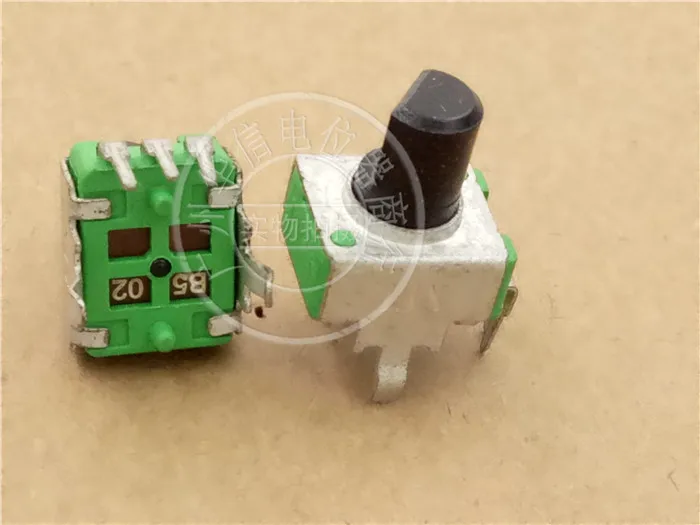 15pcs JJS 09-type Vertical single potentiometer B502 B5K / handle length 8MMF green