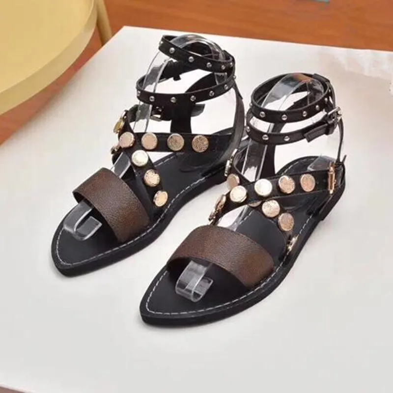 

Free shipping 2019 Summer Comfortable Sandals Women Sandals Fashion Flip Flops Shoes Woman Sandals 36-41