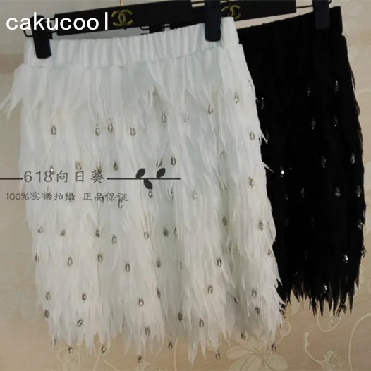 

Cakucool New Women Beaded Mini Skirt Feathers Slim Tasseled Diamond Korea style Beading Skirts White