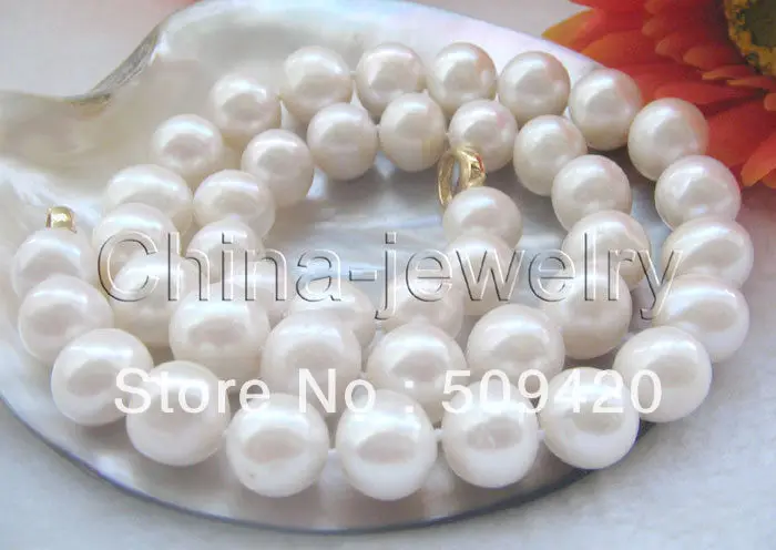 

~~ Free Shipping >>Beautiful 18" 12-14mm white round freshwater pearl necklace - GP clasp