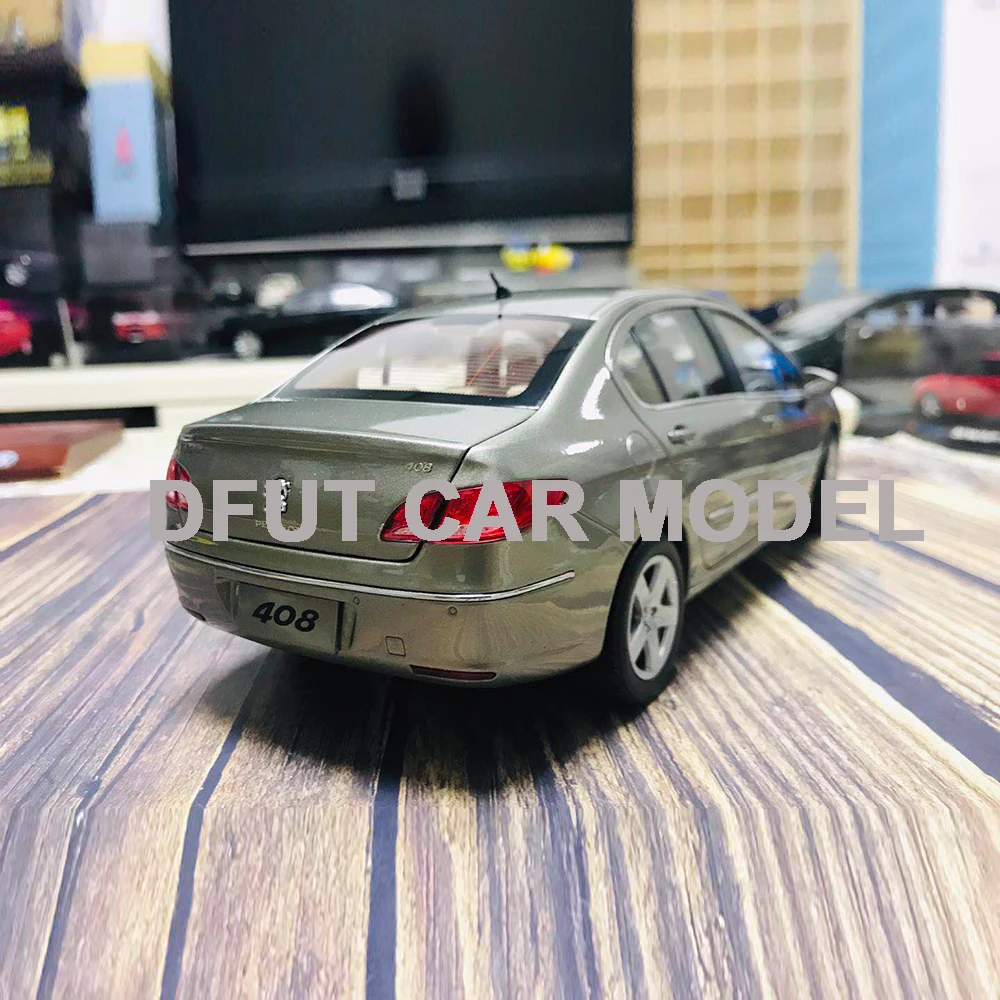 

Scale 1: 18 Alloy Pull Back Toy Vehicles 408 Car Model Of Children's Toy Cars Original Authorized Authentic Kids Toys