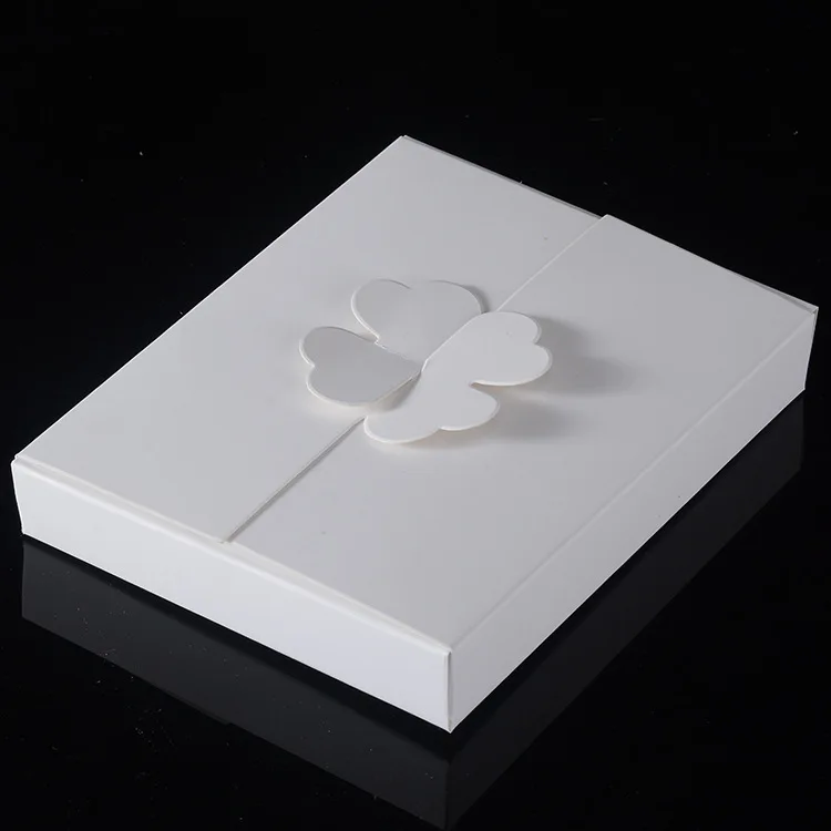 

20pcs/lot 16*12.6*2.5cm Kraft Paper Gift Boxes Cake knife and fork Packing Box DIY Handmade blank Favor Clover Paper Boxes