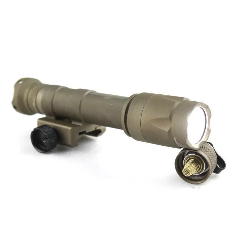 Alta Qualidade Lumens Scout Lanterna Airsoft Tático Tocha Arma Luzes Caber 20mm Ferroviário Frete Grátis M600c 180 10 Luzes de armas
