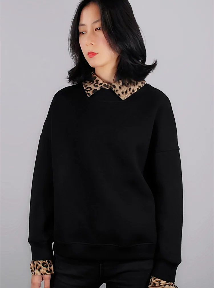 Chic women