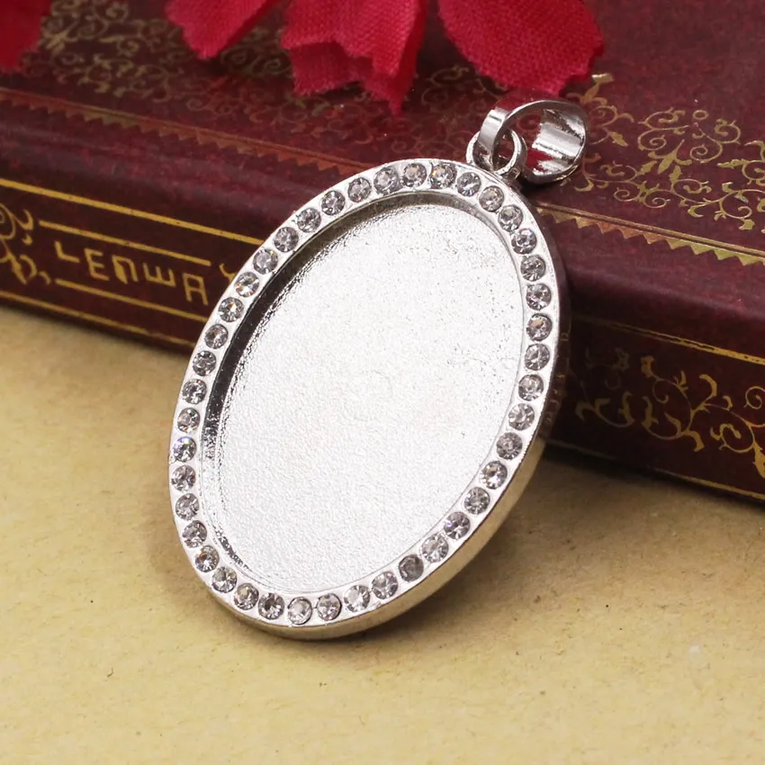 

Fit 18x25mm Oval Pendant blank with rhinestones Metal filled Frame bezel Settings 5pcs/lot K05463
