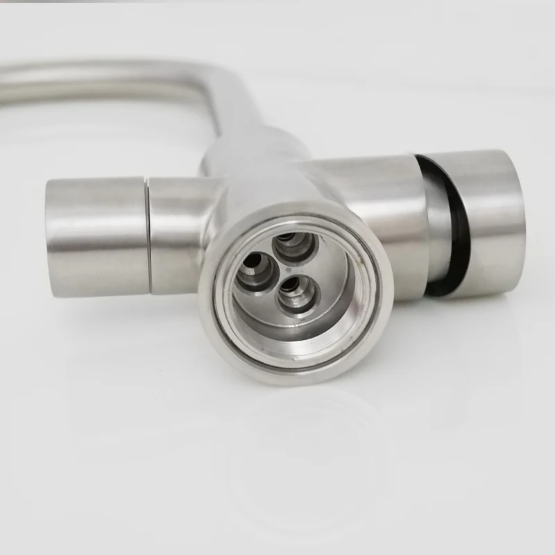 kitchen faucet 3