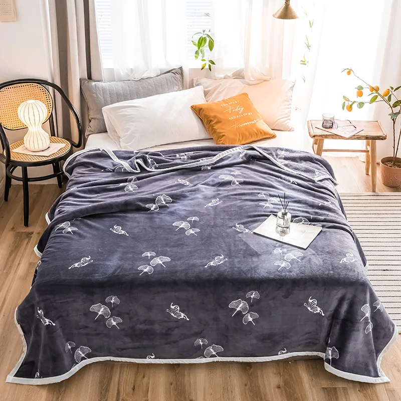 

Butterfly High quality Thicken plush bedspread blanket 200x230cm High Density Super Soft Flannel Blanket for the sofa/Bed/Car
