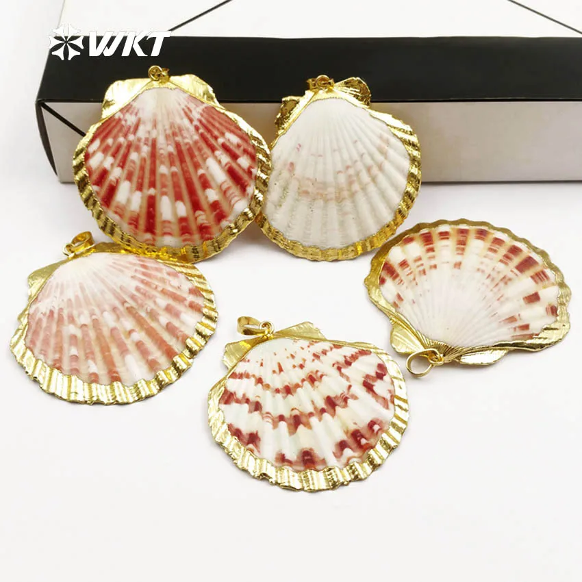 

WT-JP054 WKT Wholesale natural scallop shell pendants with gold metal plated random size pendants lady girl DIY jewelry