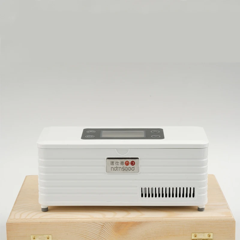 Battery Operated Portable Diabetics Insulin Cooler Bags Medication Fridge Diabetics Supplies Products with LCD Display