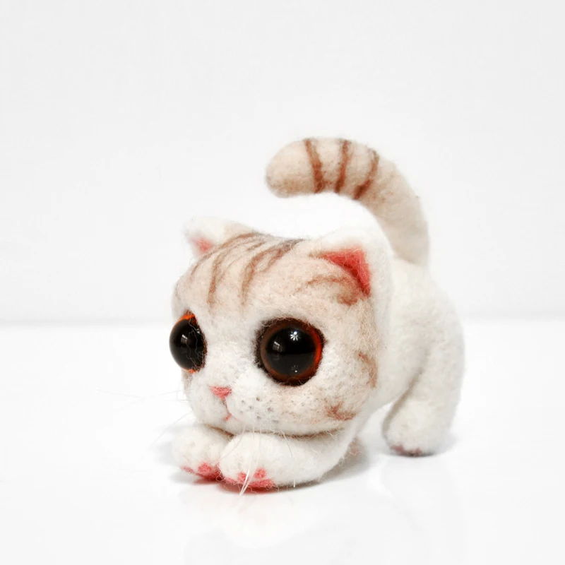 

Non Finished Felting Poked Free Shipping Handcraft Wool Felt Poked Set DIY Cat Head Felt for Needle Big Eyes Material Package