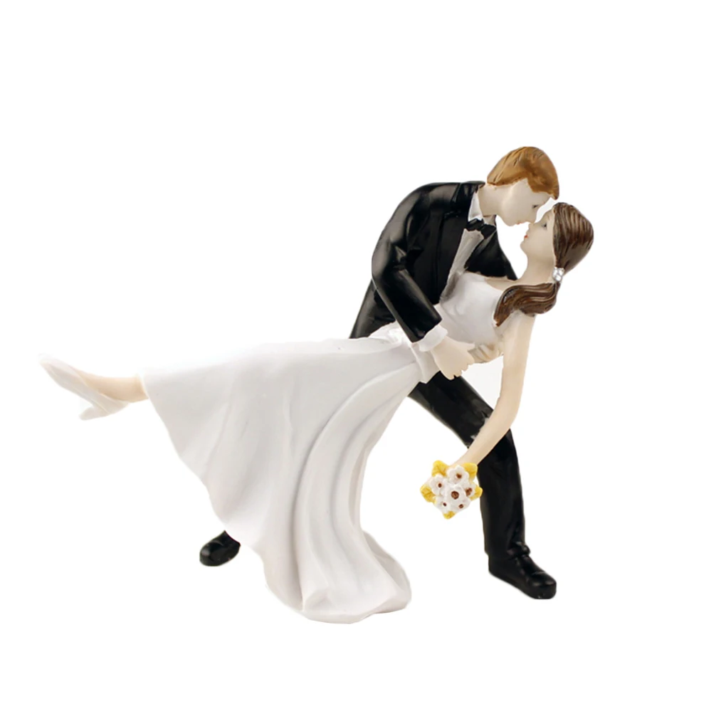

2019 New Romantic Black Groom Bride Marry Resin Figurine Wedding Cake Topper Wedding Decoration