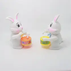 1 шт. Забавный ребенок девочки пластиковый мультфильм кролик барабанный игрушечный часовой механизм ветрозащитная развивающая игрушка в