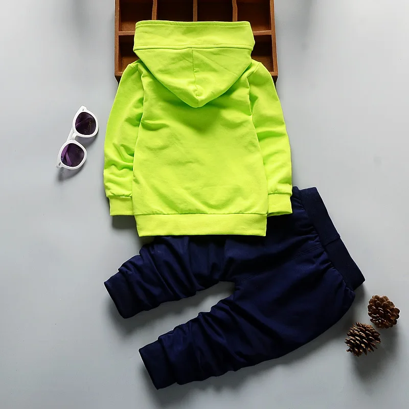 Осень детская одежда 2 шт. комплект, куртка из искусственной кожи для мальчиков и девочек хлопковые детские Костюмы одежда для малышей пуловер Костюмы наборы для ухода за кожей
