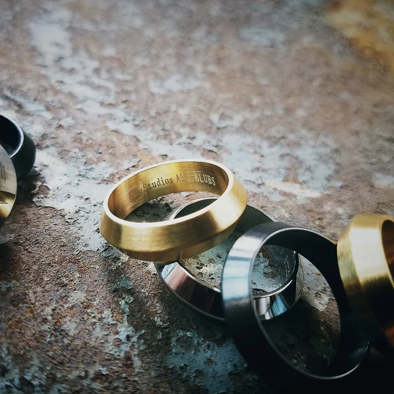 

Minimalist Triangle Ring Men Titanium Black Size 6-12