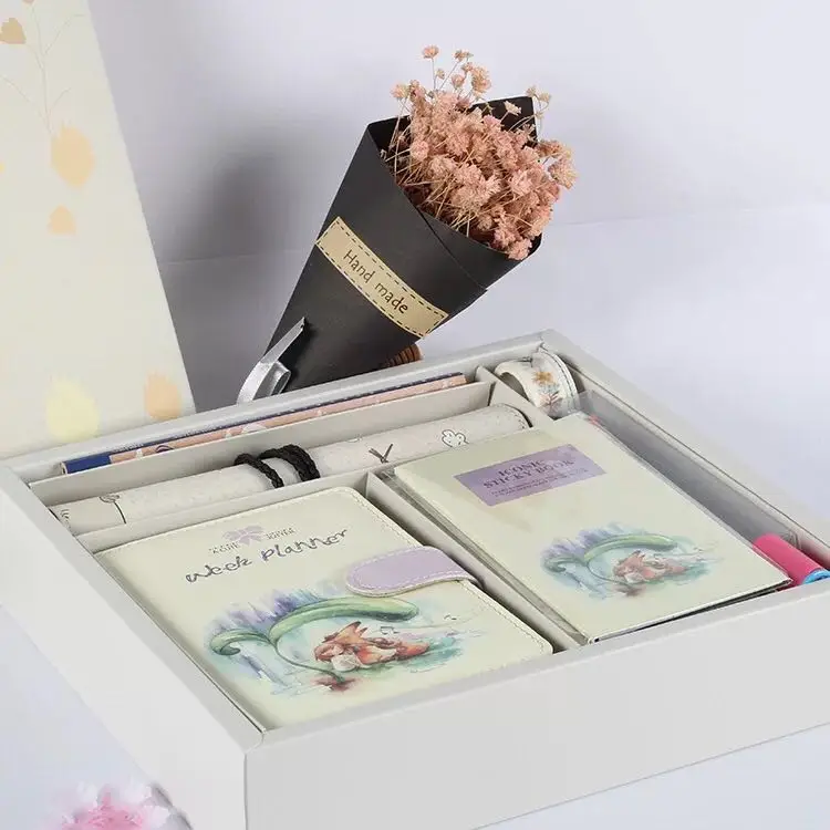 

Factory supplied multifunctional creative stationery set Korean series imitation leather fresh diary business diary noteboo
