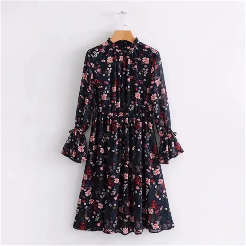 

2018 Women Vintage Floral Printed Chiffon Dresses Frill Stand Collar Flare Sleeve Elastic Waist Casual Autumn Ruffles Dress Z25