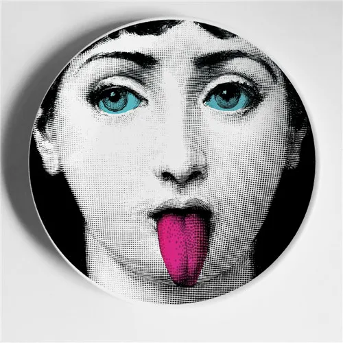 Винтажные фарфоровые декоративные тарелки Fornasetti, настенная тарелка для подвешивания, коллекционная тарелка для тарелок, настольный Настенный декор, лучшие подарки - Цвет: Белый