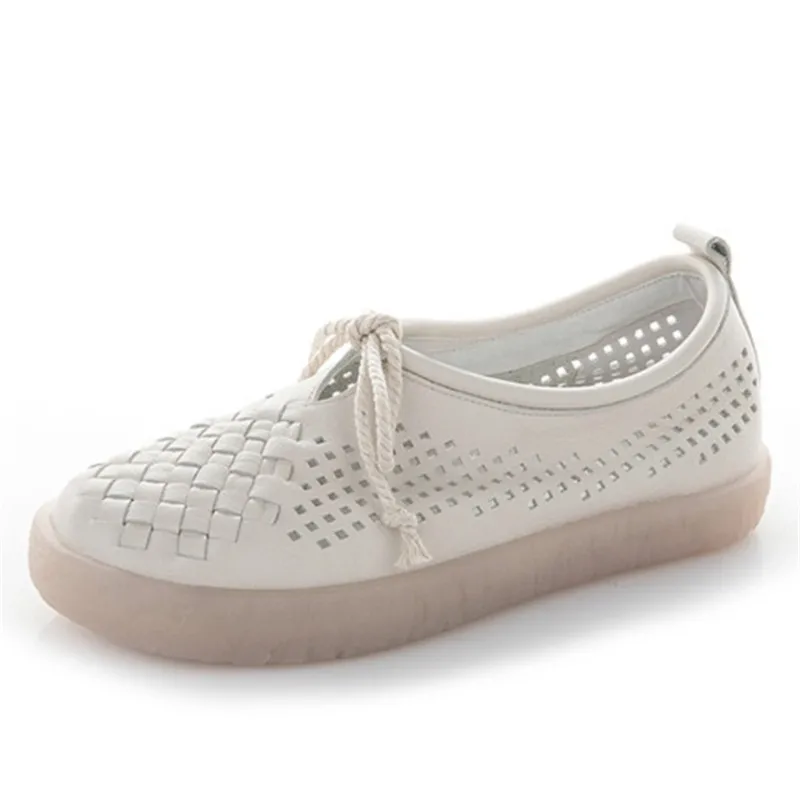 

Small white shoes original hollow 2019 new summer cool lace flat bottom comfortable wild fashion casual women's sandals