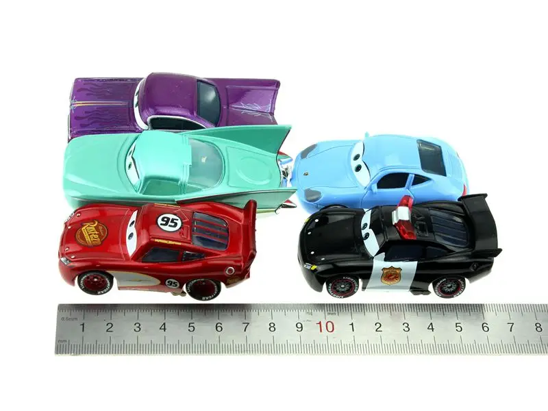 ディズニーピクサーカーズ5ピース ロットライトニングマックィーンfloサリーramone 1 55ダイキャストメタル合金車モデルのため子供クリスマスギフトおもちゃ Alloy Car Model Pixar Carscar Model Aliexpress