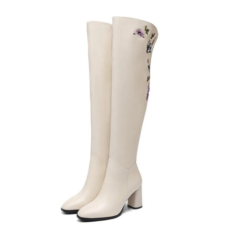 

2019 autumn and winter new over the knee pointed high heel plus velvet embroidered women's boots beige 0406