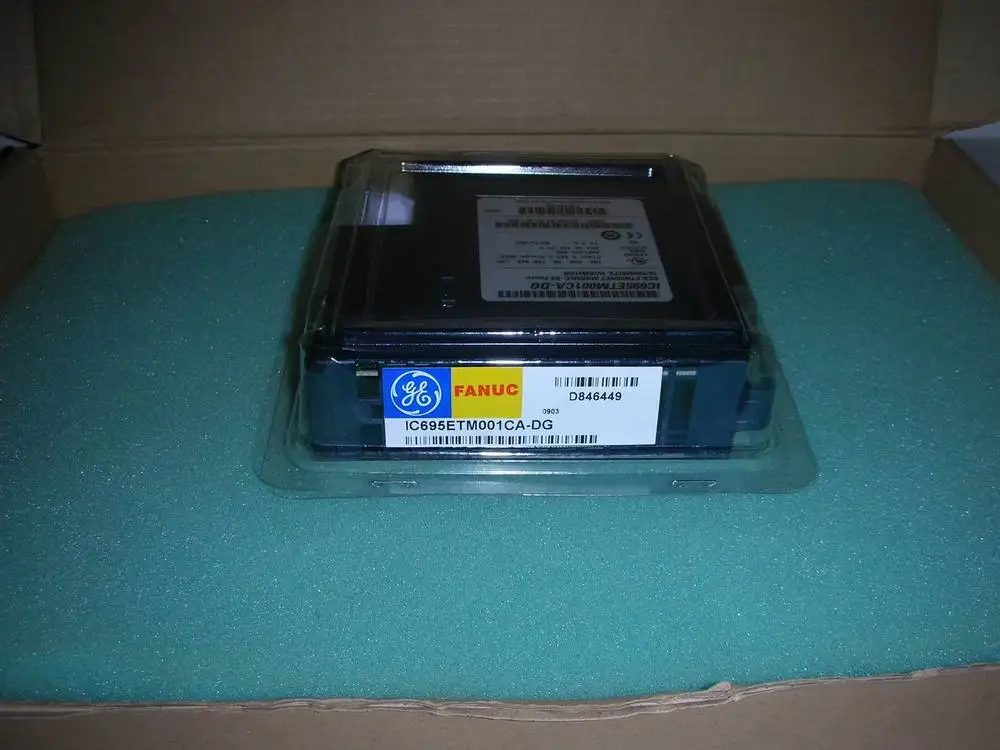 1 шт. используется GE Fanuc IC695ETM001CA-DG/IC695ETM001CA