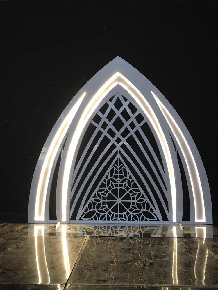 Wedding props custom European wedding stage lighting three-dimensional arch decoration display window decoration.