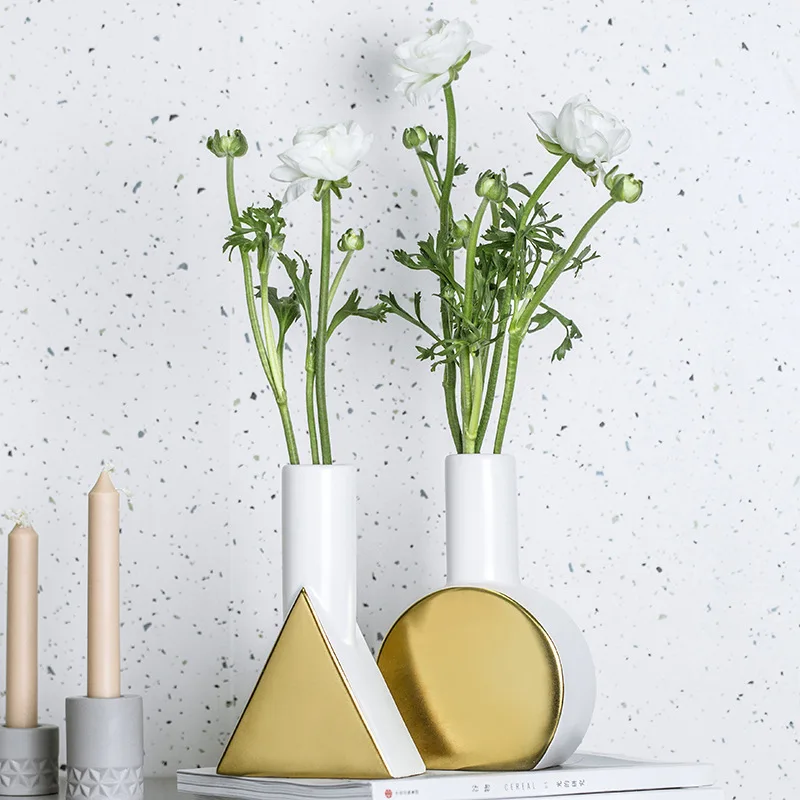 

Gold and White Geometric Vase Simple Square Flower Arrangement Quality Round Small Mouth Flower Pot Wedding Party Decor