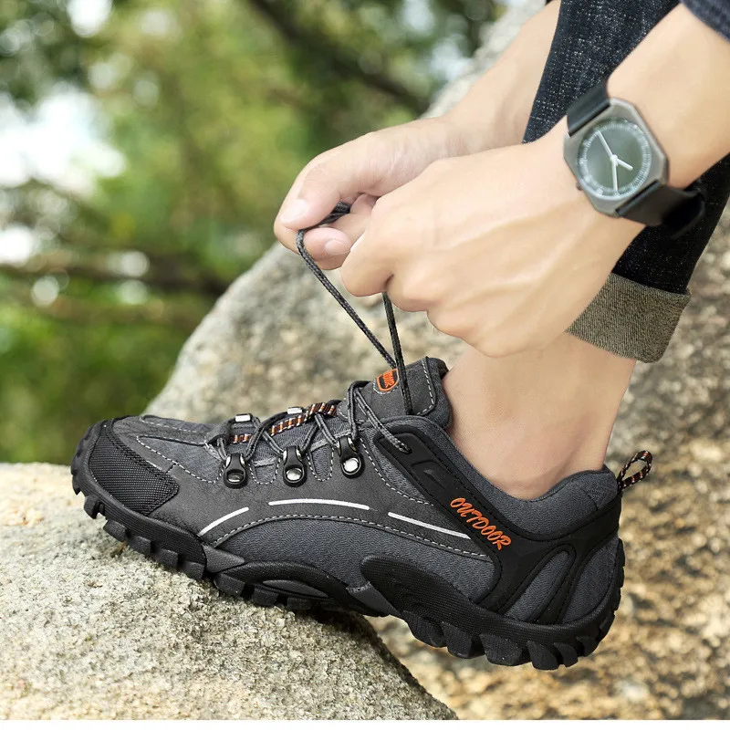 

FAVSPORTS 2019 Men Anti-Slip Sports Shoes Climbing Shoes Outdoor Tactical Boots Trekking Sport Sneakers for Men Hunting Trekking