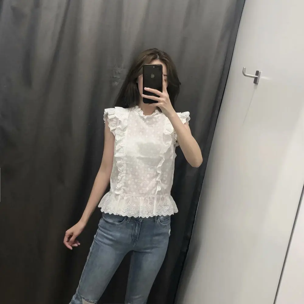  (17)
