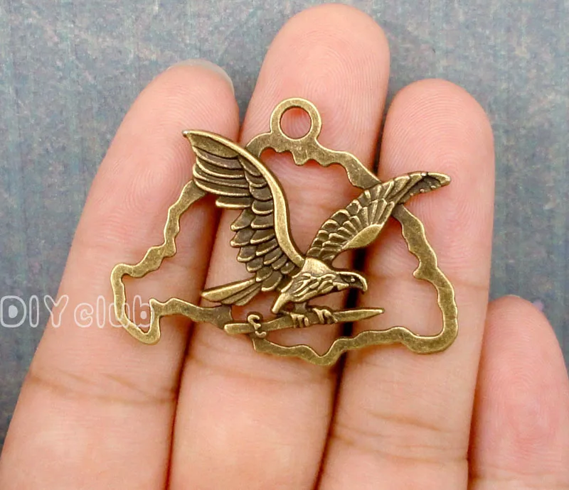 8pcs Antique Bronze Eagle Charms Pendant 42x31mmin Charms from Jewelry