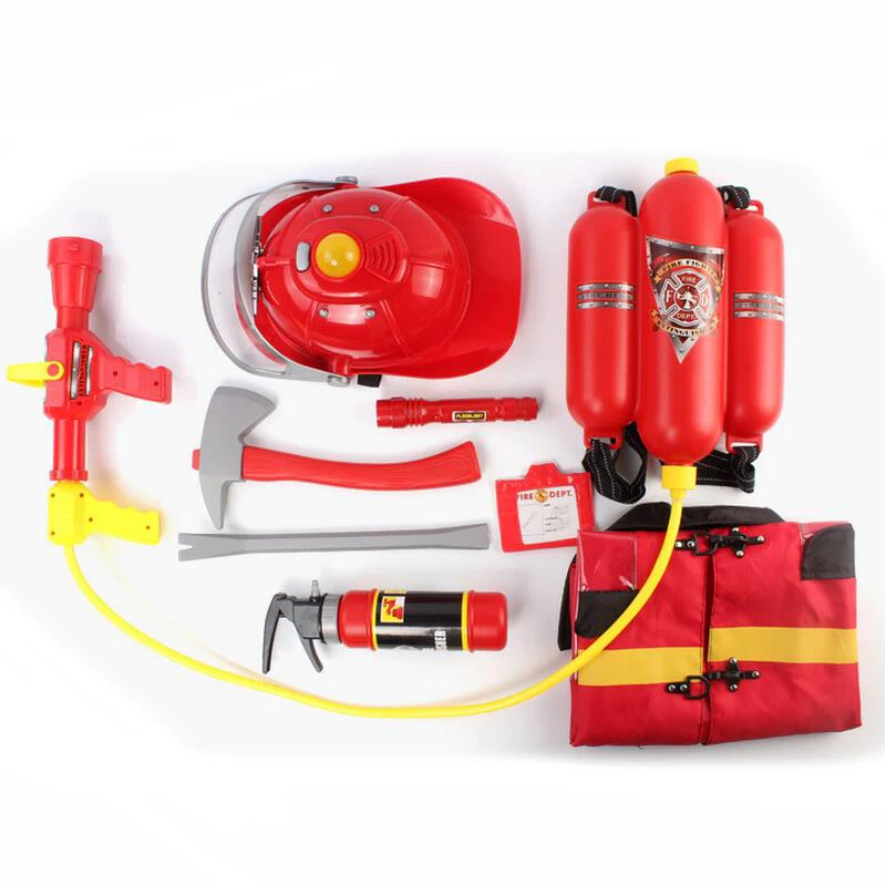 1444 été En Plein Air Jouet Pompier Thème Pistolet à Eau Kit Semblant Jouer Outil Wsac à Dos Chapeau Chiffon Simulation Marteau Extincteur In