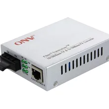 10/100 м один Порты и разъёмы POE Media Converter с SC Волокно Порты и разъёмы. Совместимость с IEEE802.3af(15.4 Вт