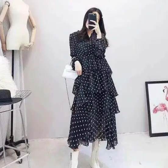 

New Spring Dot Chiffon Dress Women Sexy V-Neck Layers Ruffles Party Long Dress Vintage A-line Long Sleeve Maxi Cake Dress AE93