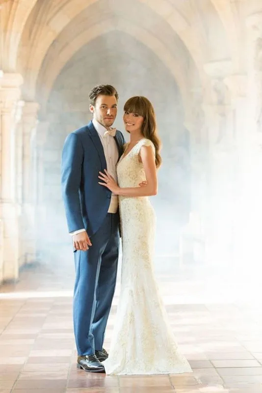 2015-New-slim-fit-Custom-made-blue-Groomsmen-Groom-Tuxedos-wedding-suits-jacket-Pants-tie (1)