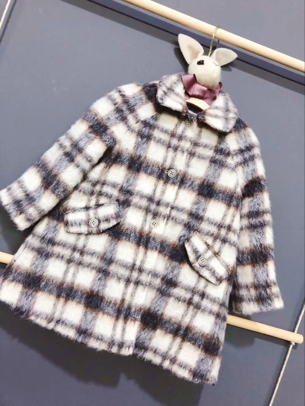 

Kids Girls Overcoat Outerwear Baby Girls Plaid Jacket Winter Warm Soft Wool Windbreaker for Parent-Child in middle September