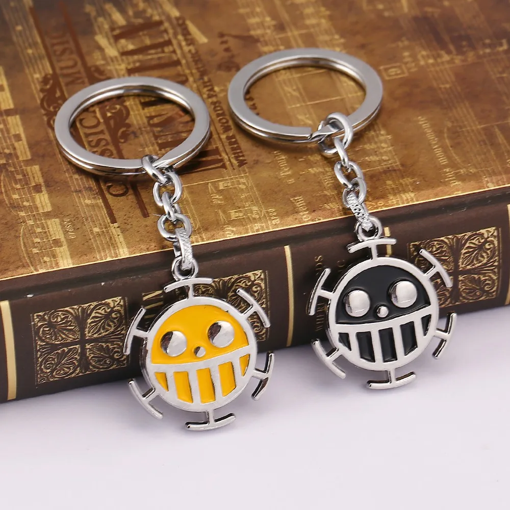 

Linnor Anime One Piece Trafalgar Law Key Chain Pendants Key Ring Male Gift Trinket Key Holder for Car Chaveiro Porte Clef
