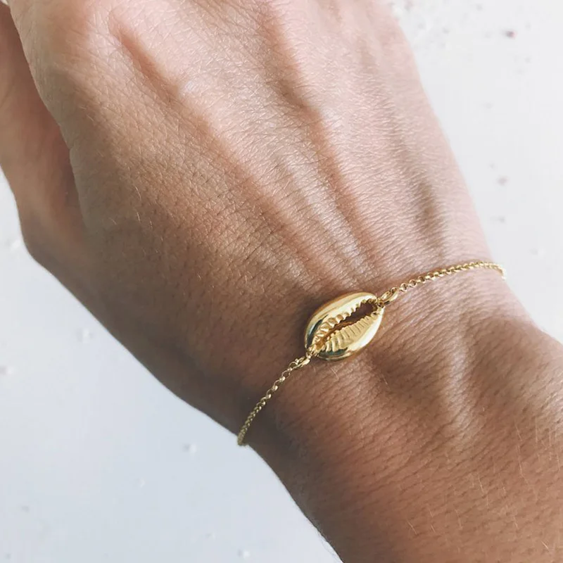 

Ethnic Vintage Metal Sea Shell Bracelets for Women Simple Creative Gold Silver Chain Geometric Bracelet Beach Jewelry YN836