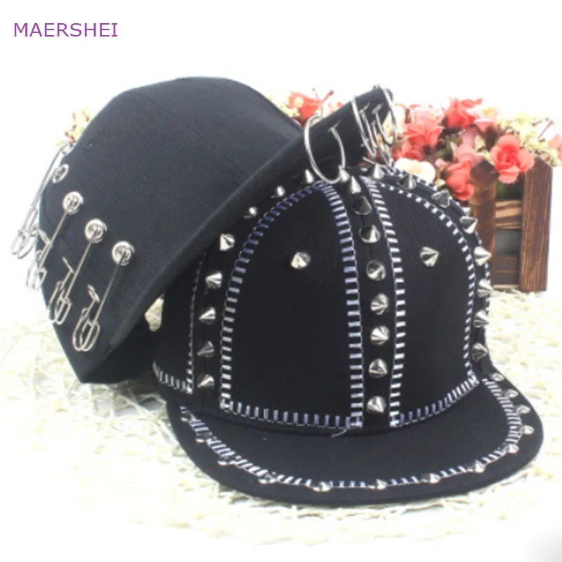 

MAERSHEI summer fashion rivet hip hop caps Europe and the United States punk style hat parent-child Ping Pin pin hip ho