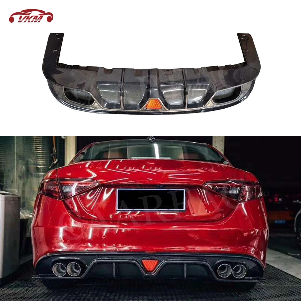 

Carbon Fiber Rear Lip Diffuser Spoiler for Alfa Romeo Giulia Sedan 4 Door 2016 2017 With Lamp Bumper Guard