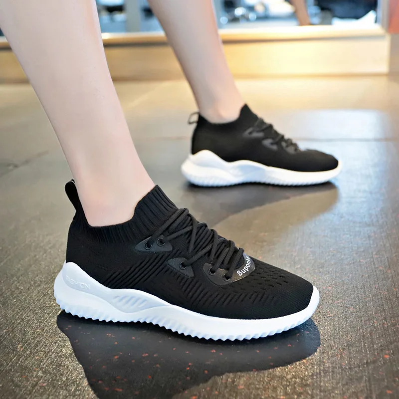 Women's Sports Shoes Stretch Socks Shoes 2019 Lightweight Breathable White Shoes Outdoor Gym Running Shoes Women Sneakers
