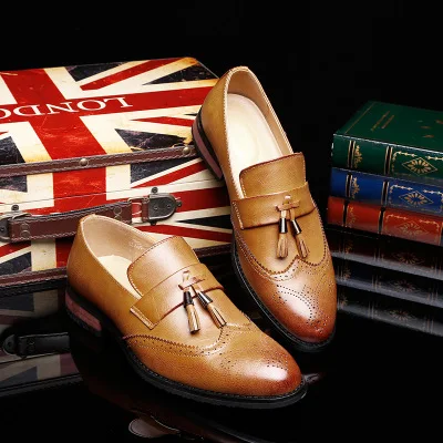 Apontou Sapatos Retro Homens Moda red Black Pés Vento Britânica Único Casuais Masculinos 2018 Dos De brown Couro Novos Vestido Macio wSq0nPt