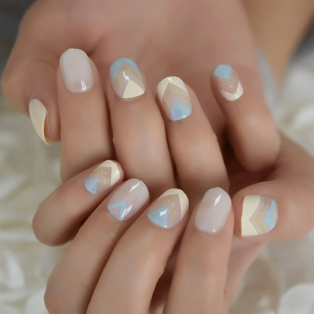 Короткие накладные ногти из искусственной кожи с круглым носком молочно-белые прозрачные накладные ногти для ежедневных треугольников синие ногти с клеем, стикер 24