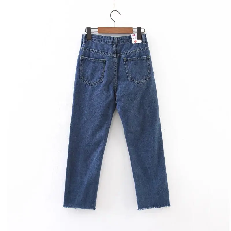 

In the spring of 2017 new European style fashion all-match nine pants loose thin color jeans female