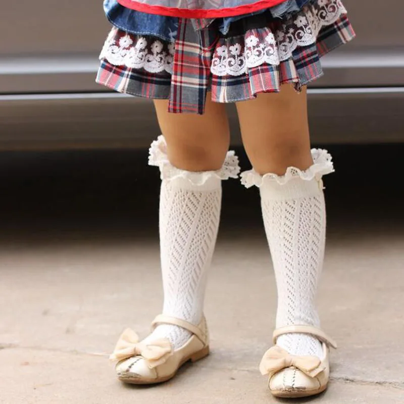 Детская штанины отверстие Кружево Чулки для женщин хлопок Обувь для девочек Теплый ноги рукав милые дышащие Гольфы с волнистым рисунком и пуговицы Носки для девочек - Цвет: White
