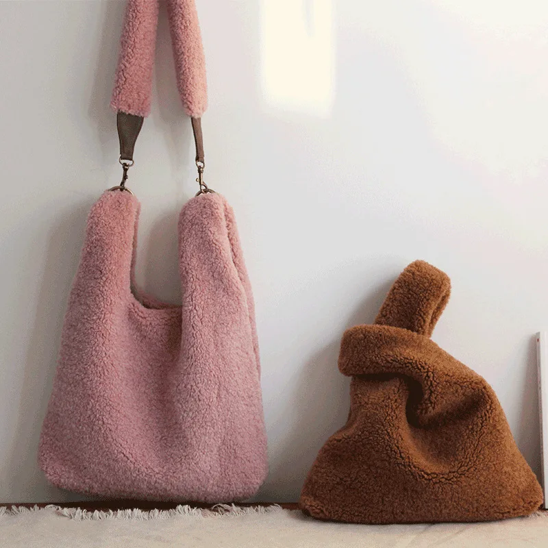 

Autumn Winter Women Soft Wool Handbags High-capacity Hand Bag Party Bags Lamb Hair Handbag Fashion Street Show Bag Totes