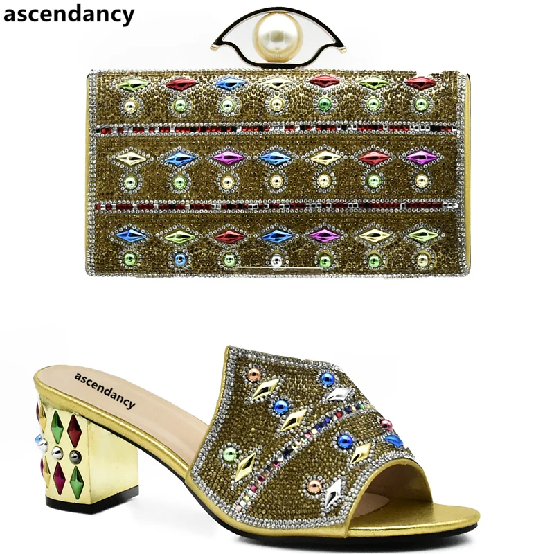 Синие вечерние комплекты из туфель и сумочки в нигерийском стиле; комплект из туфель и сумочки в африканском стиле; Итальянские женские свадебные туфли высокого качества в африканском стиле - Цвет: Золотой
